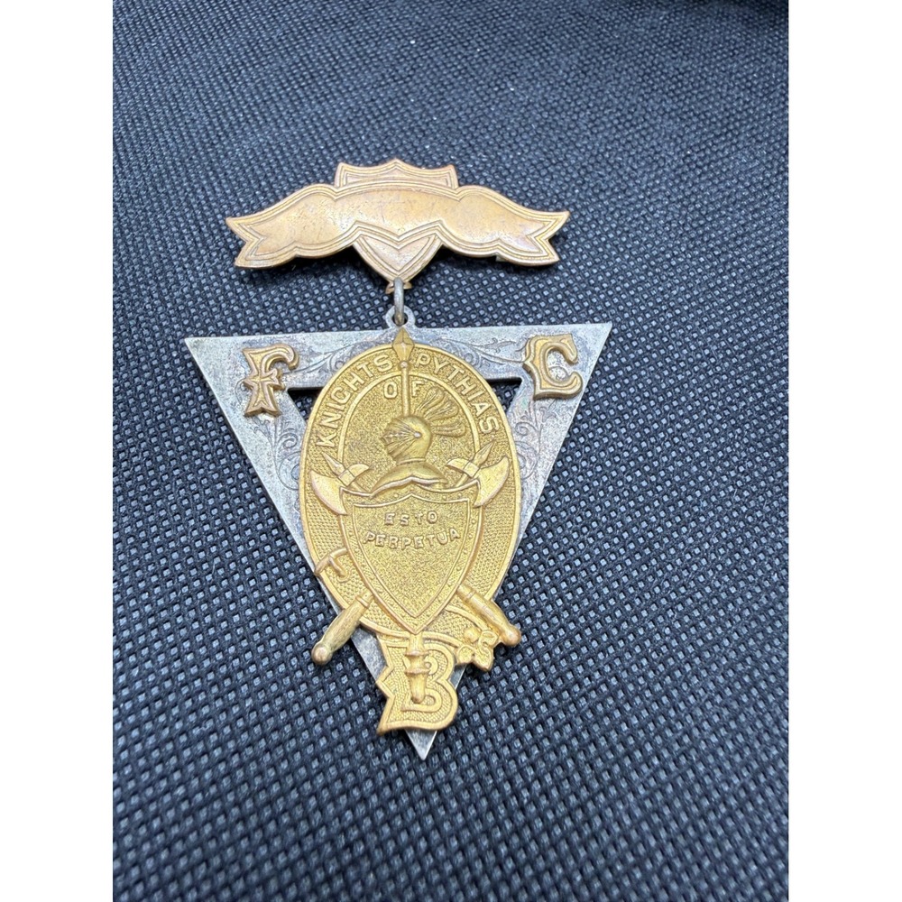 Vintage Knights of Pythias Fraternal Medal SS Davis Lodge SC Copyright 1874 FCB - Picture 4 of 8